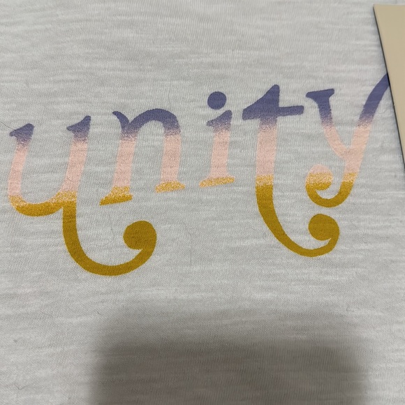 White Unity Tee Shirt XS Universal Thread - Picture 2 of 3